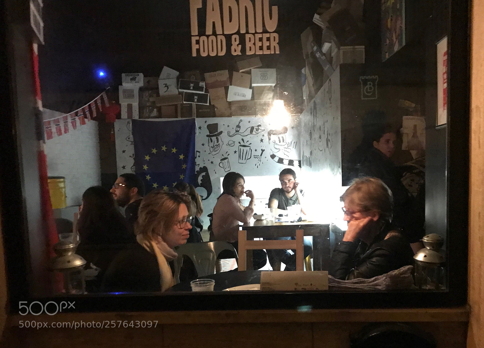 Apple iPhone 7 sample photo. Macerata pub photography