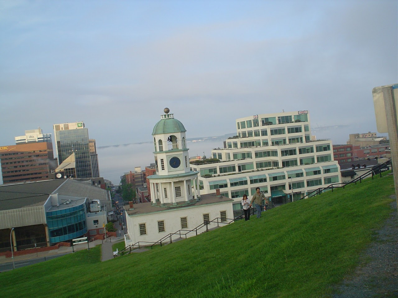 Sony DSC-P32 sample photo. Halifax citadel clock tower 2004 photography