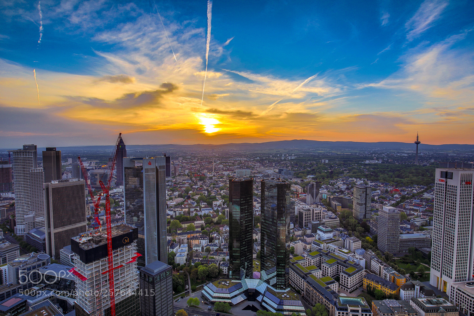Canon EOS 5D Mark IV sample photo. Main tower photography