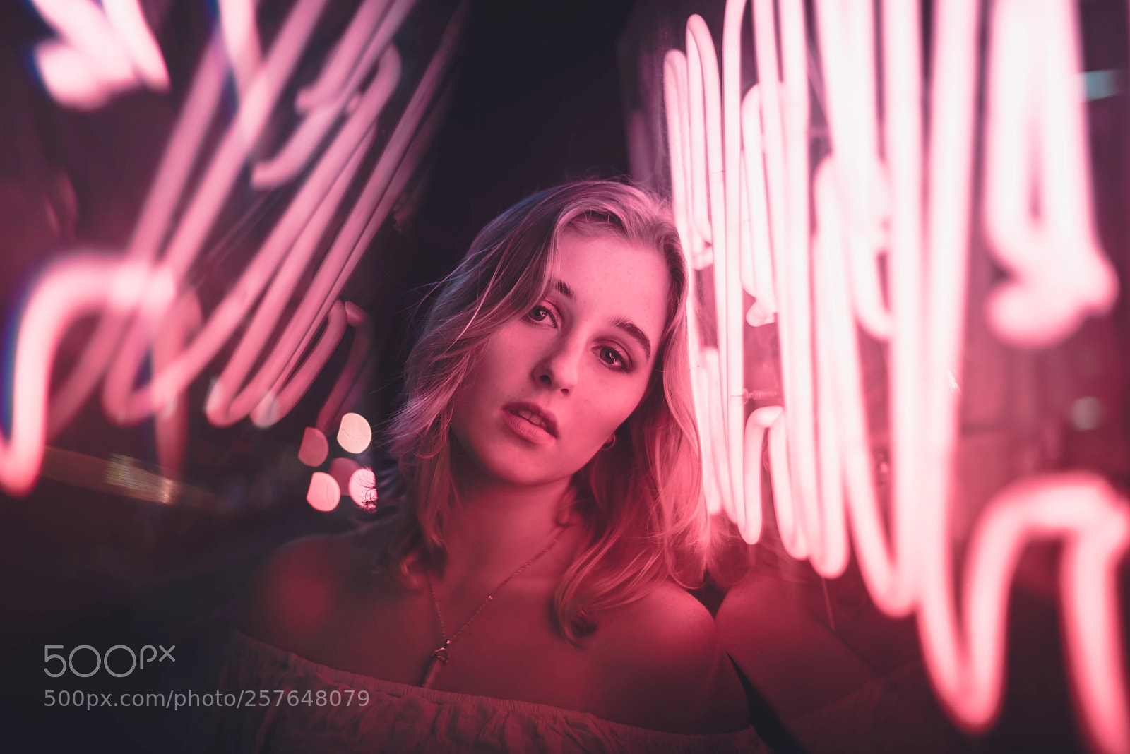 Nikon D750 sample photo. Neon stare photography