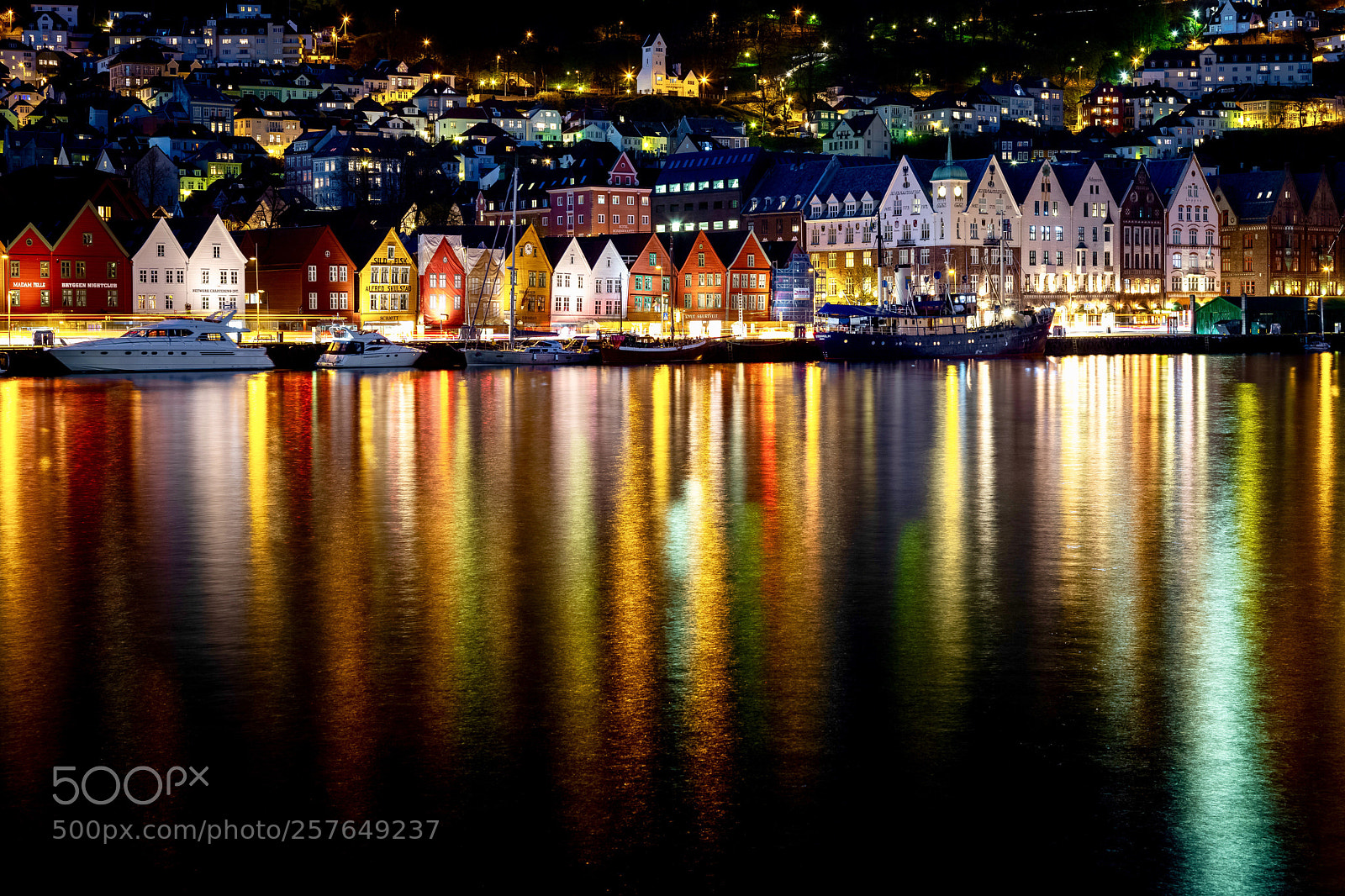 Canon EOS 6D Mark II sample photo. Bergen cityscape  photography