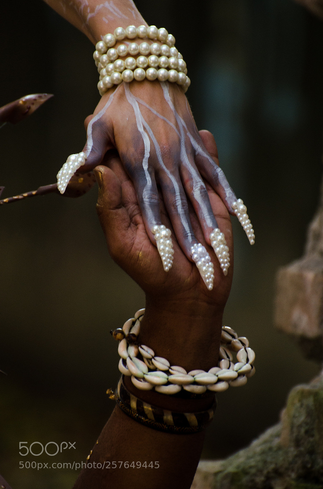 Nikon D5100 sample photo. Shake hands photography