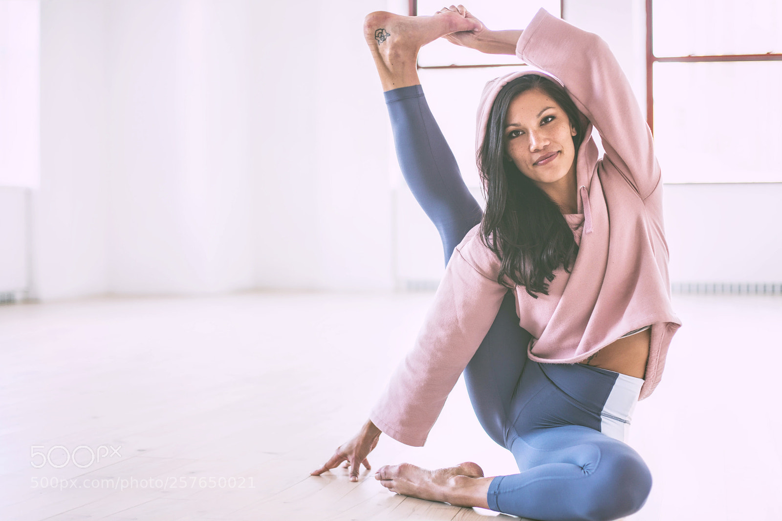 Canon EOS 5D Mark II sample photo. Yoga photography