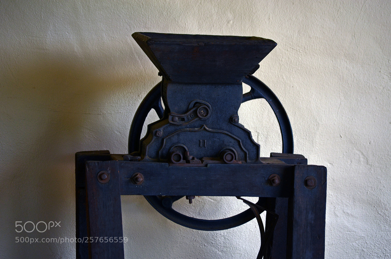 Nikon D5100 sample photo. Wine press photography