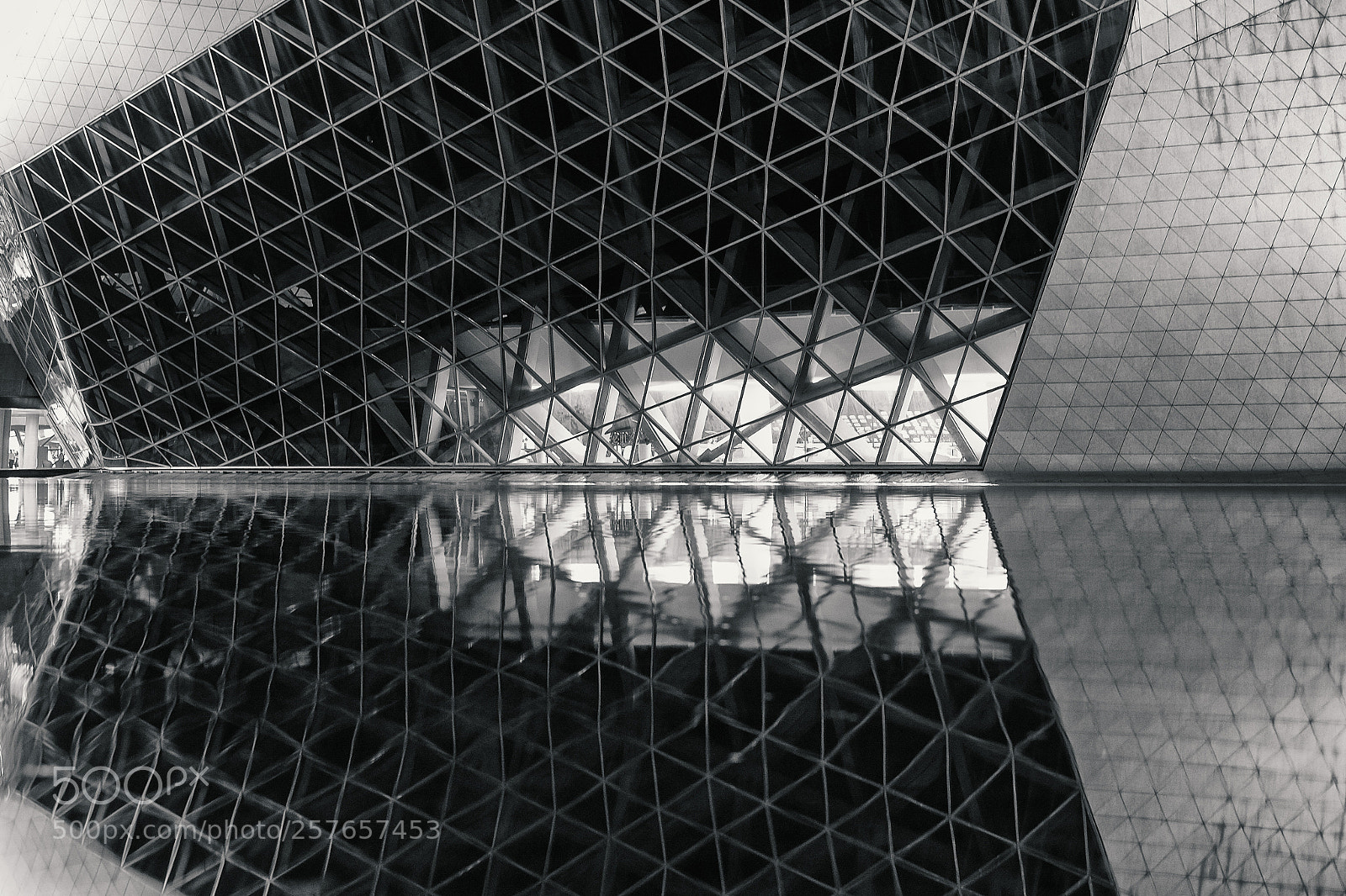 Fujifilm X-T10 sample photo. Guangzhou opera house photography