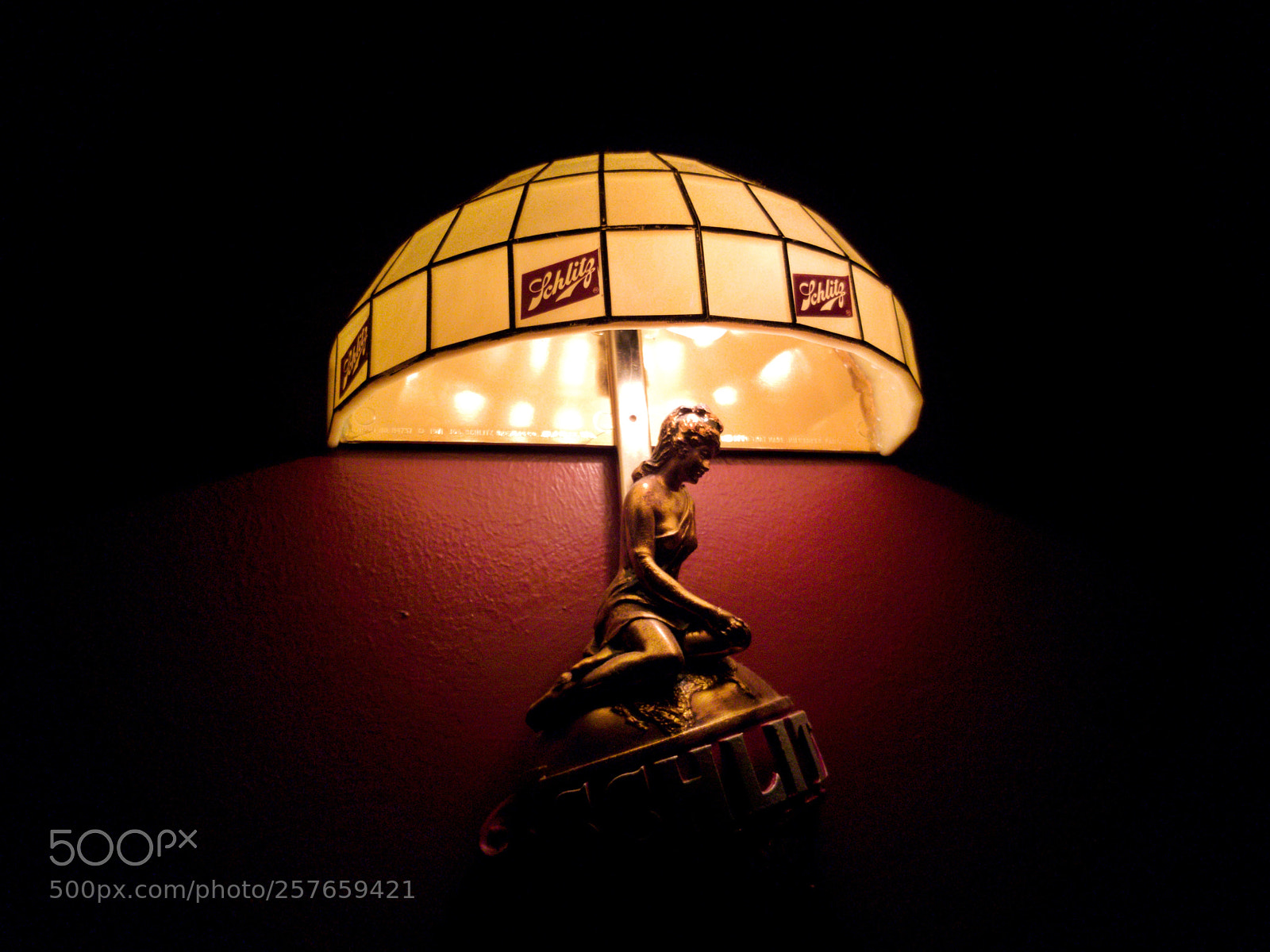 Samsung Galaxy S8 sample photo. Wall lamp photography