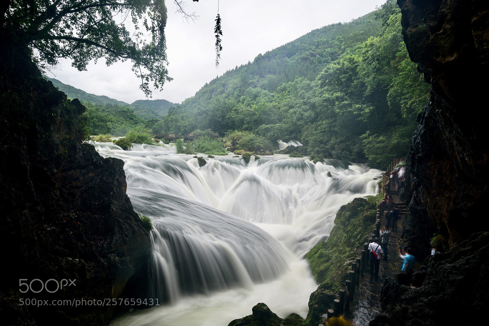 Nikon D750 sample photo. 银链坠瀑布群 photography