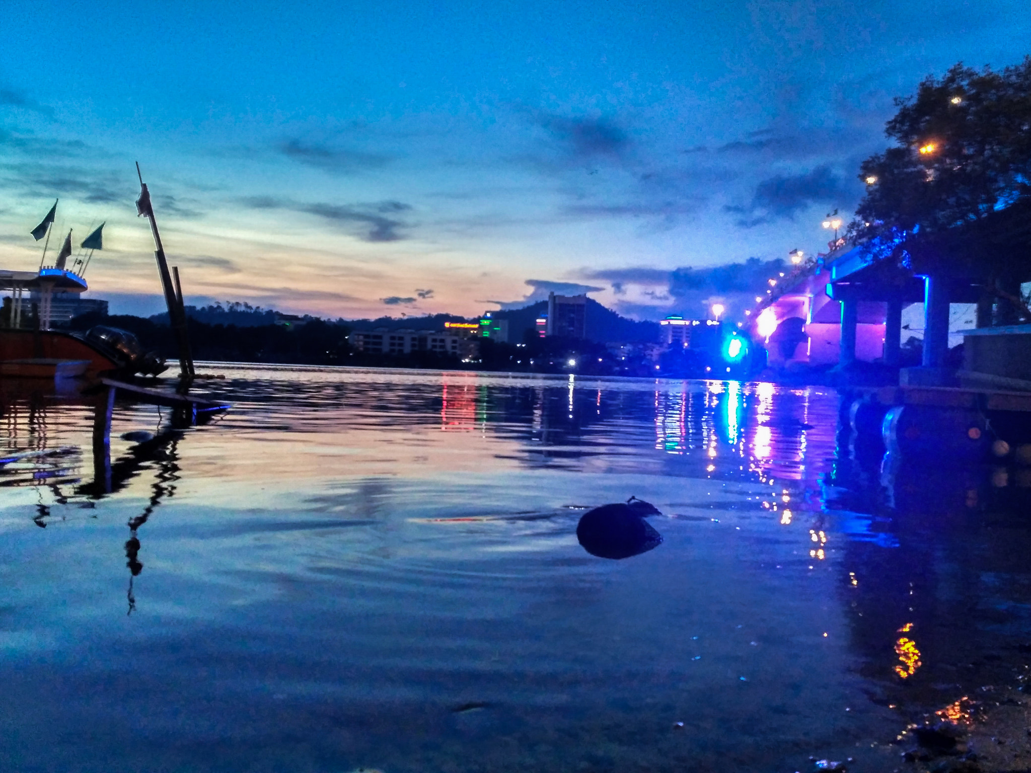 Xiaomi Redmi 3X sample photo. Lrm exp photography