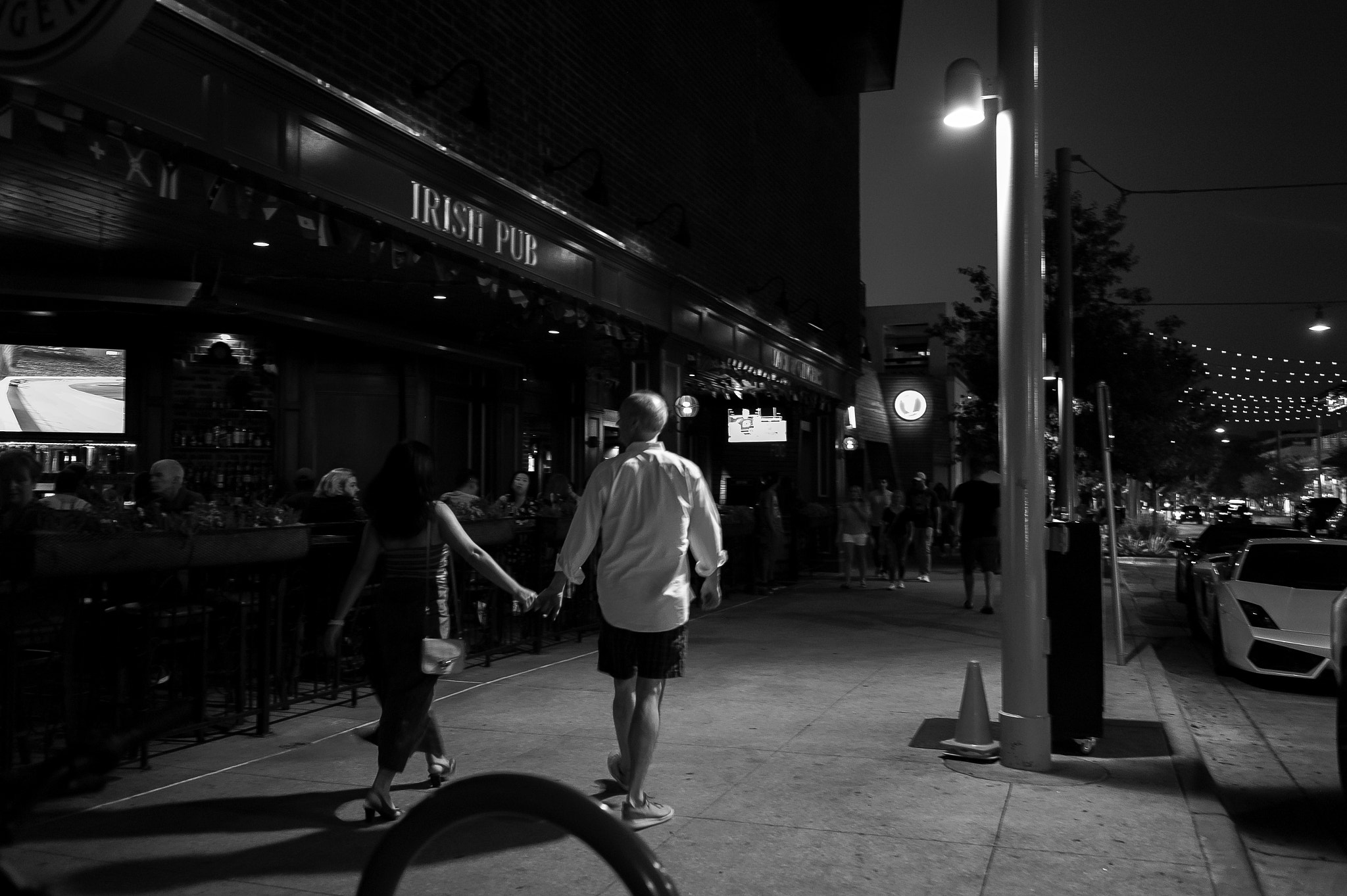 Leica M9 sample photo. Couple photography