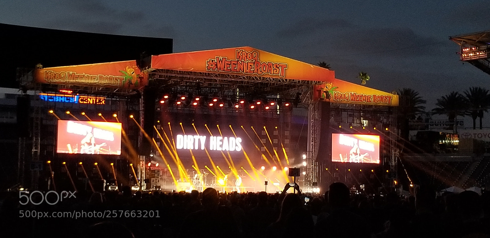 Samsung Galaxy S8+ sample photo. Kroq weenie roast 2 photography