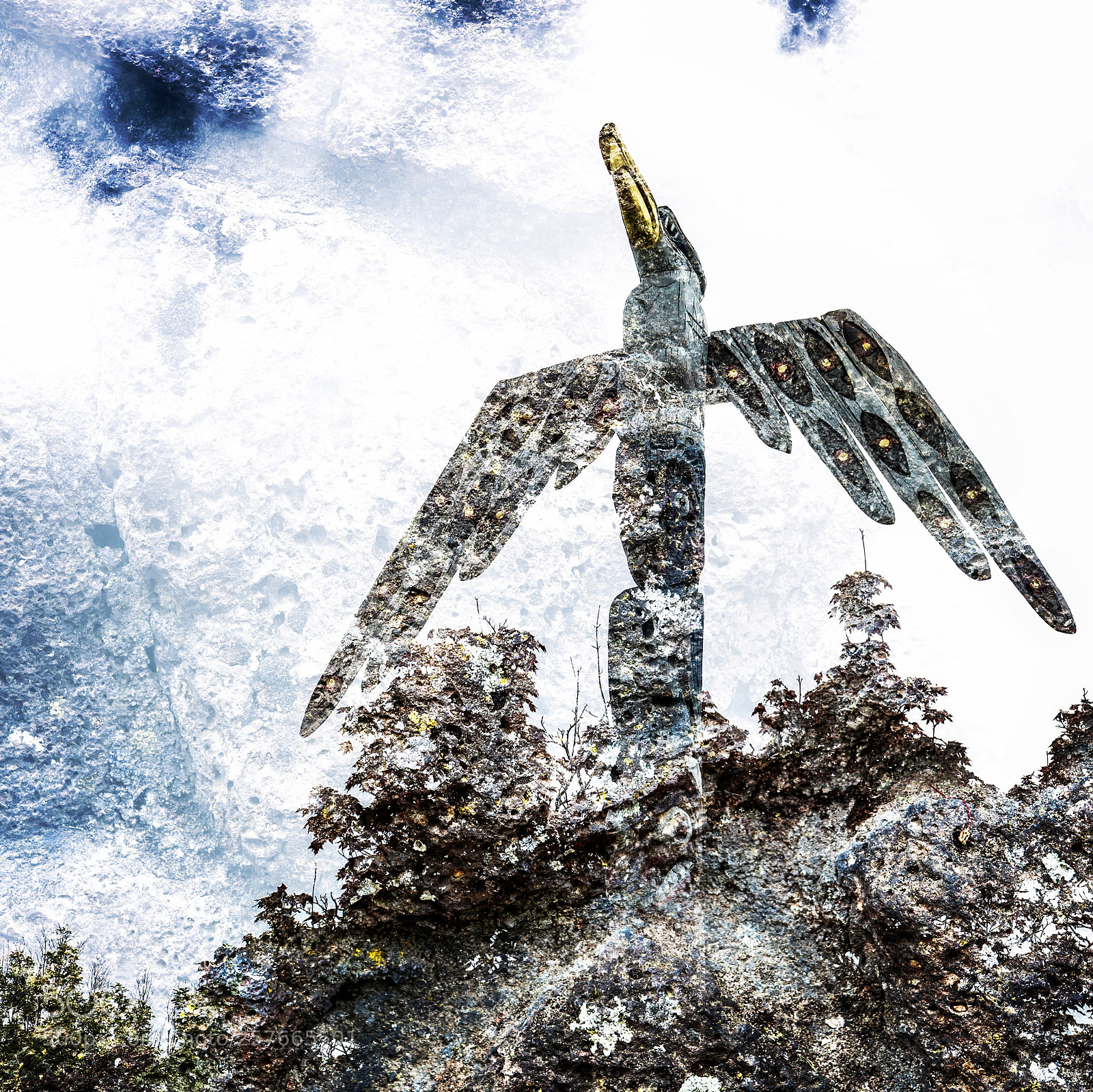 Olympus OM-D E-M1 Mark II sample photo. Totem looking into the photography