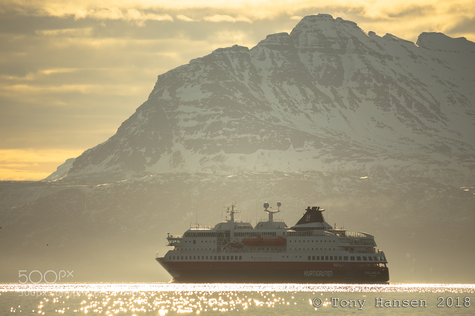 Canon EOS 700D (EOS Rebel T5i / EOS Kiss X7i) sample photo. Norwegian coastal liner photography
