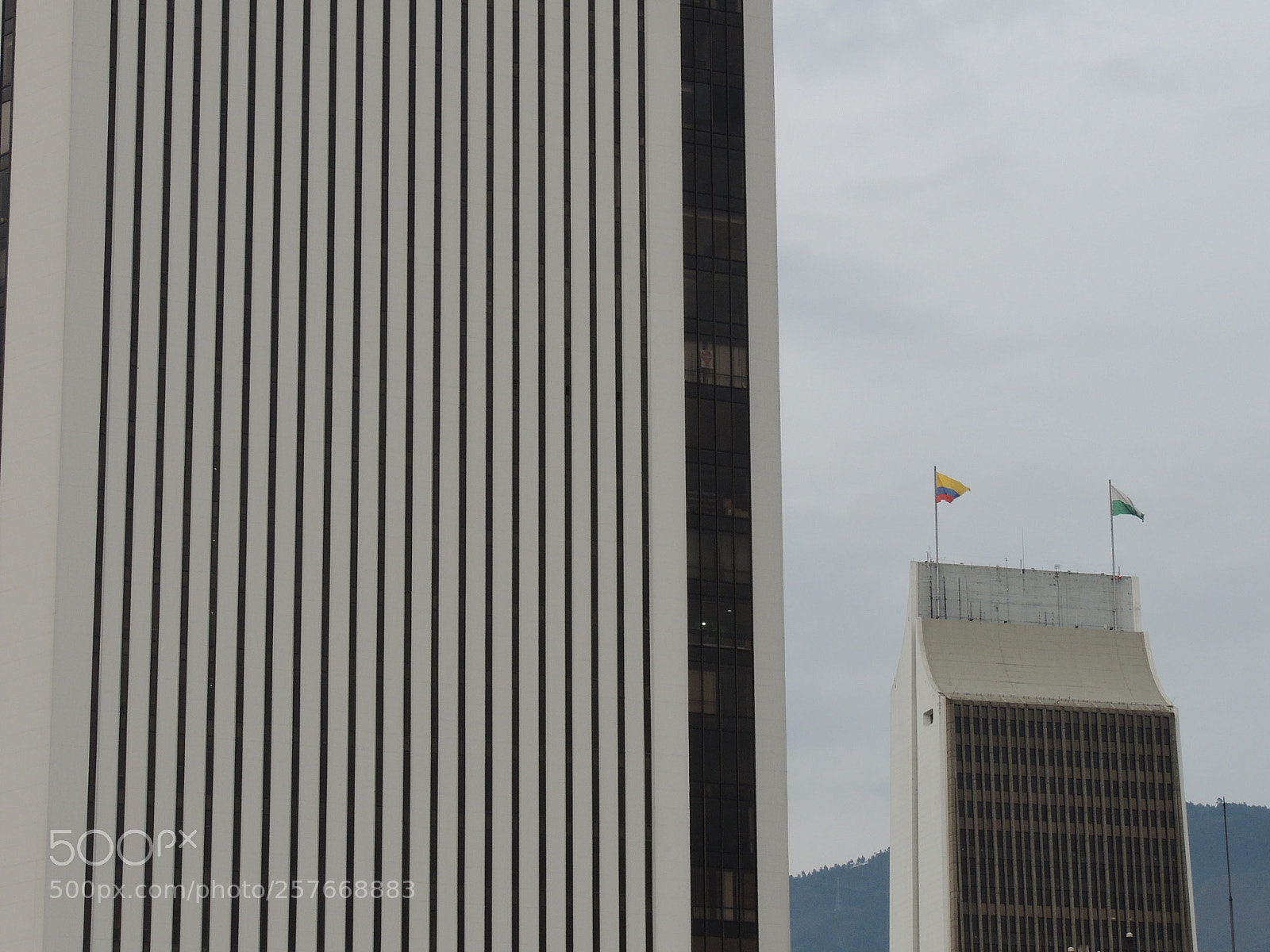 Nikon Coolpix P510 sample photo. Medellin towers up photography