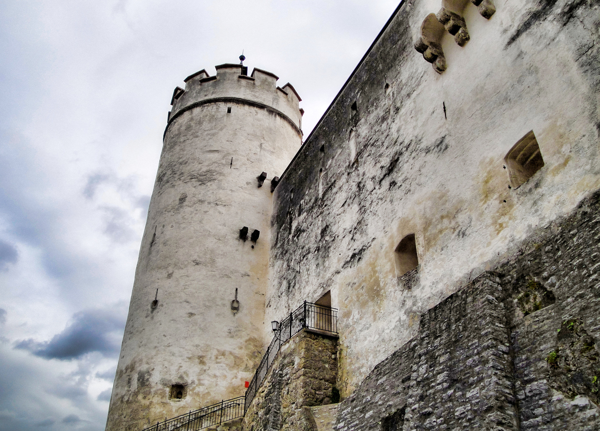 Sony Cyber-shot DSC-W290 sample photo. Festung hohensalzburg study 5 photography