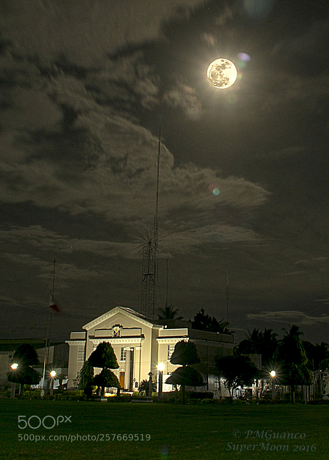 Canon EOS 70D sample photo. Supermoon over pototan photography
