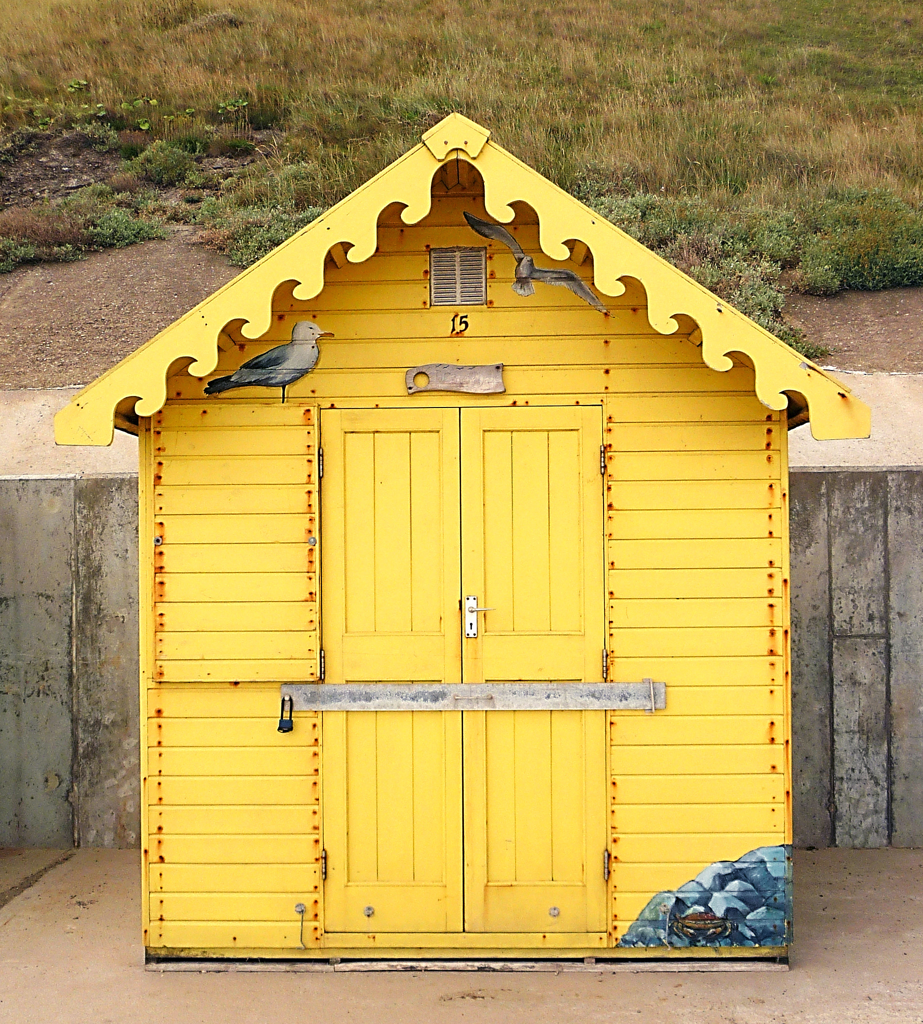 Panasonic Lumix DMC-TZ4 sample photo. Yellow beach hut o photography