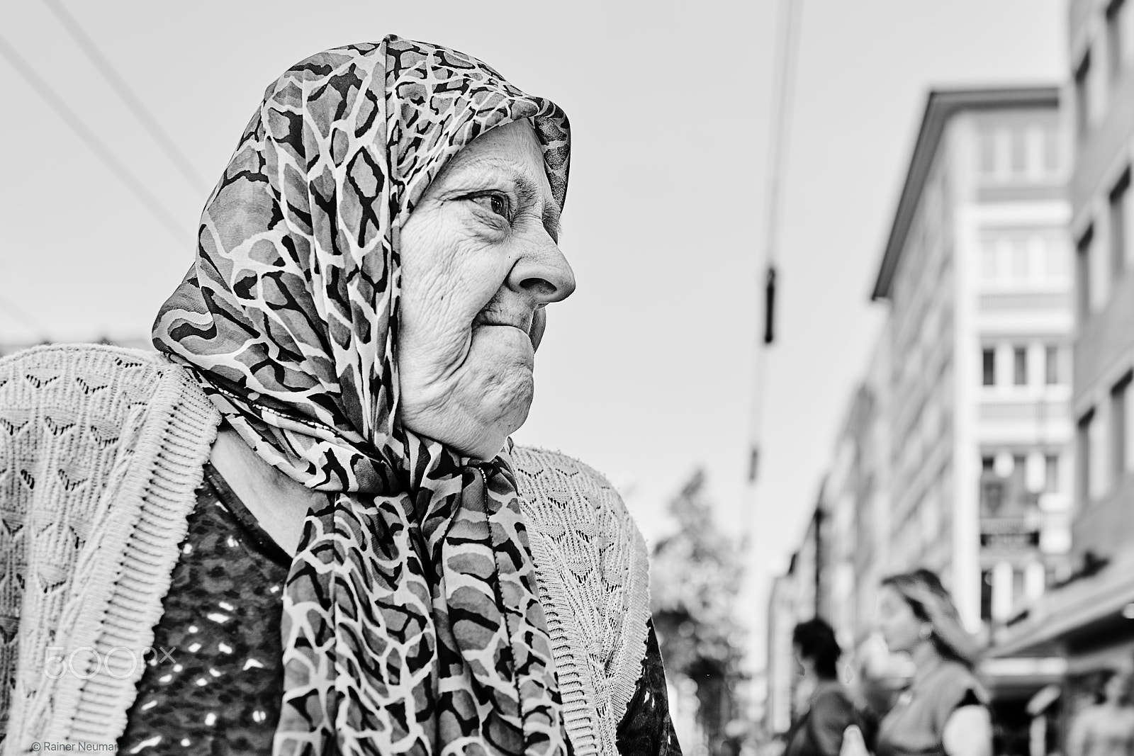 Sony Cyber-shot DSC-RX1R II sample photo. Frau 528 b&w photography