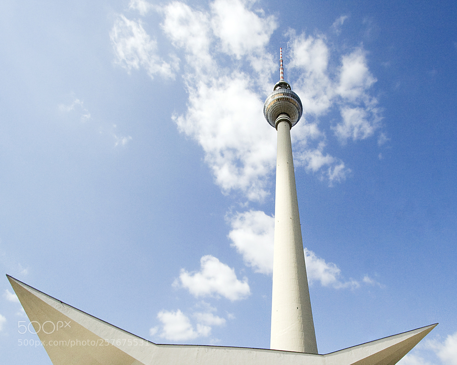 Canon EOS 350D (EOS Digital Rebel XT / EOS Kiss Digital N) sample photo. Berlin tv tower o photography