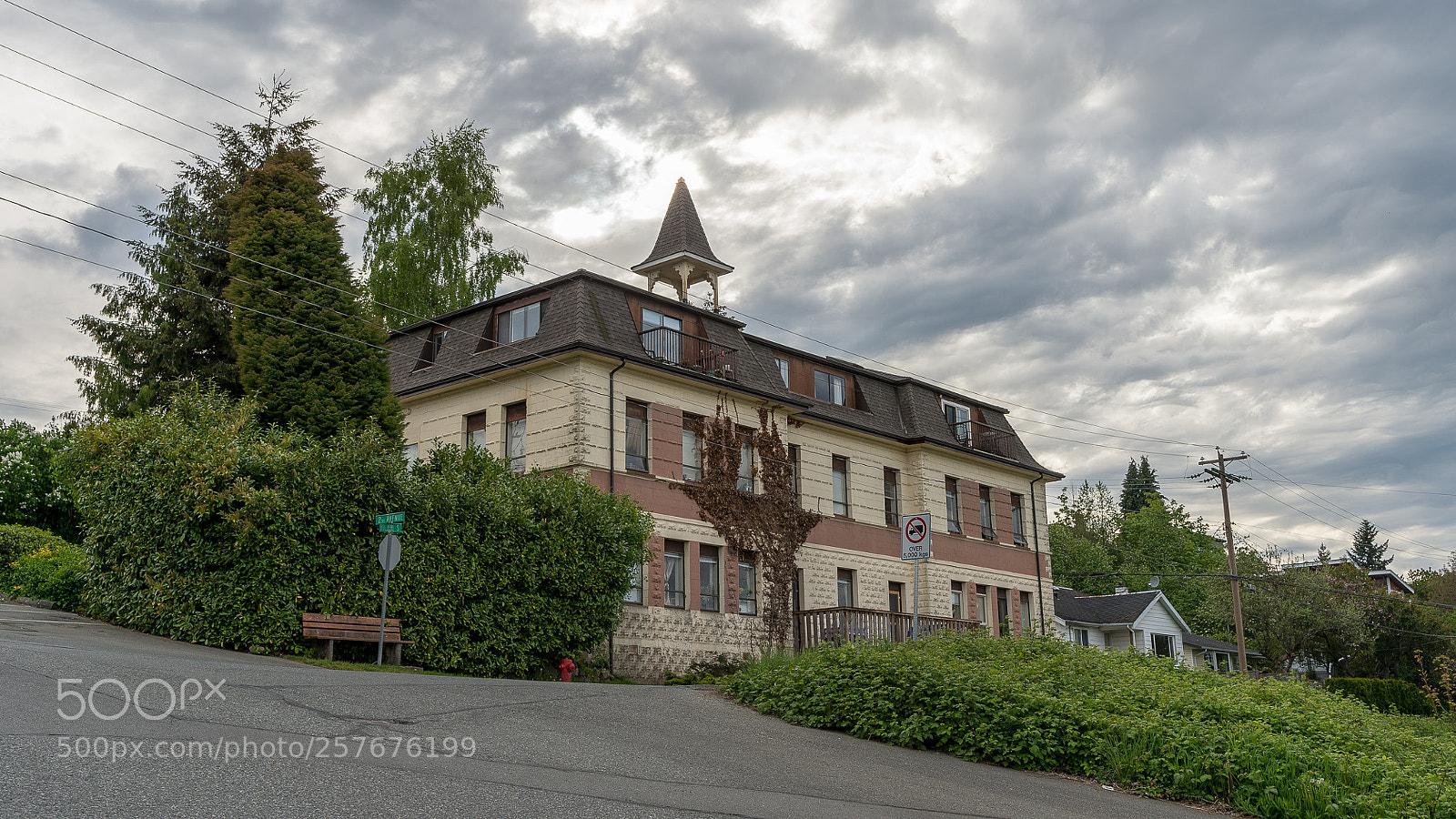 Nikon Df sample photo. Apartment building in ladysmith photography