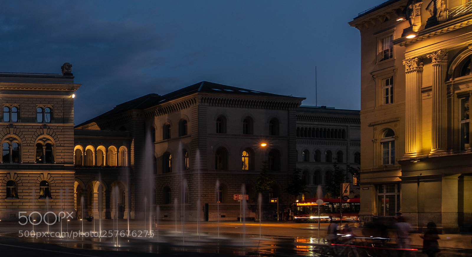 Nikon D5300 sample photo. Bern, bundesplatz mit wasserspiel photography