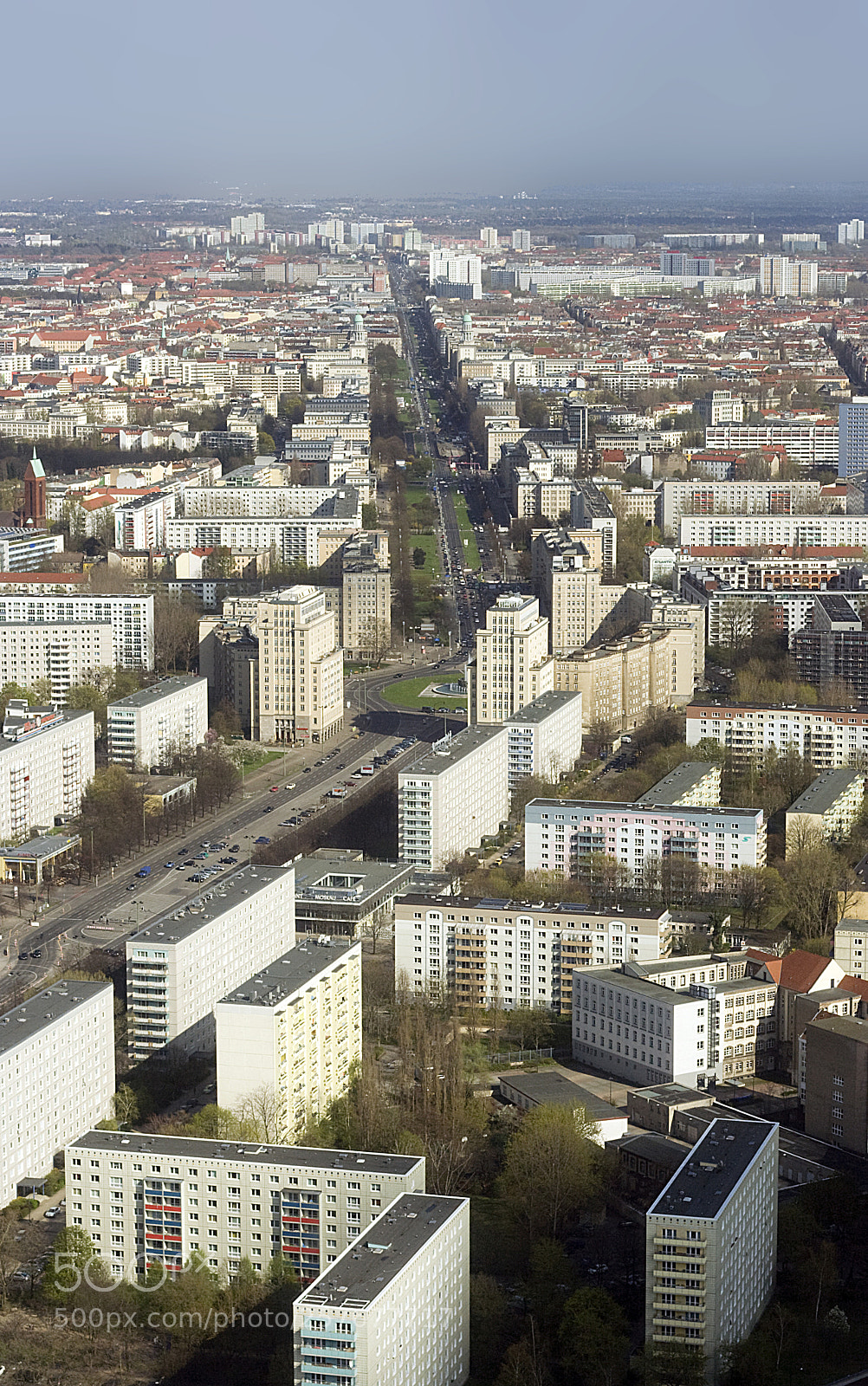 Canon EOS 350D (EOS Digital Rebel XT / EOS Kiss Digital N) sample photo. Karl marx allee o photography
