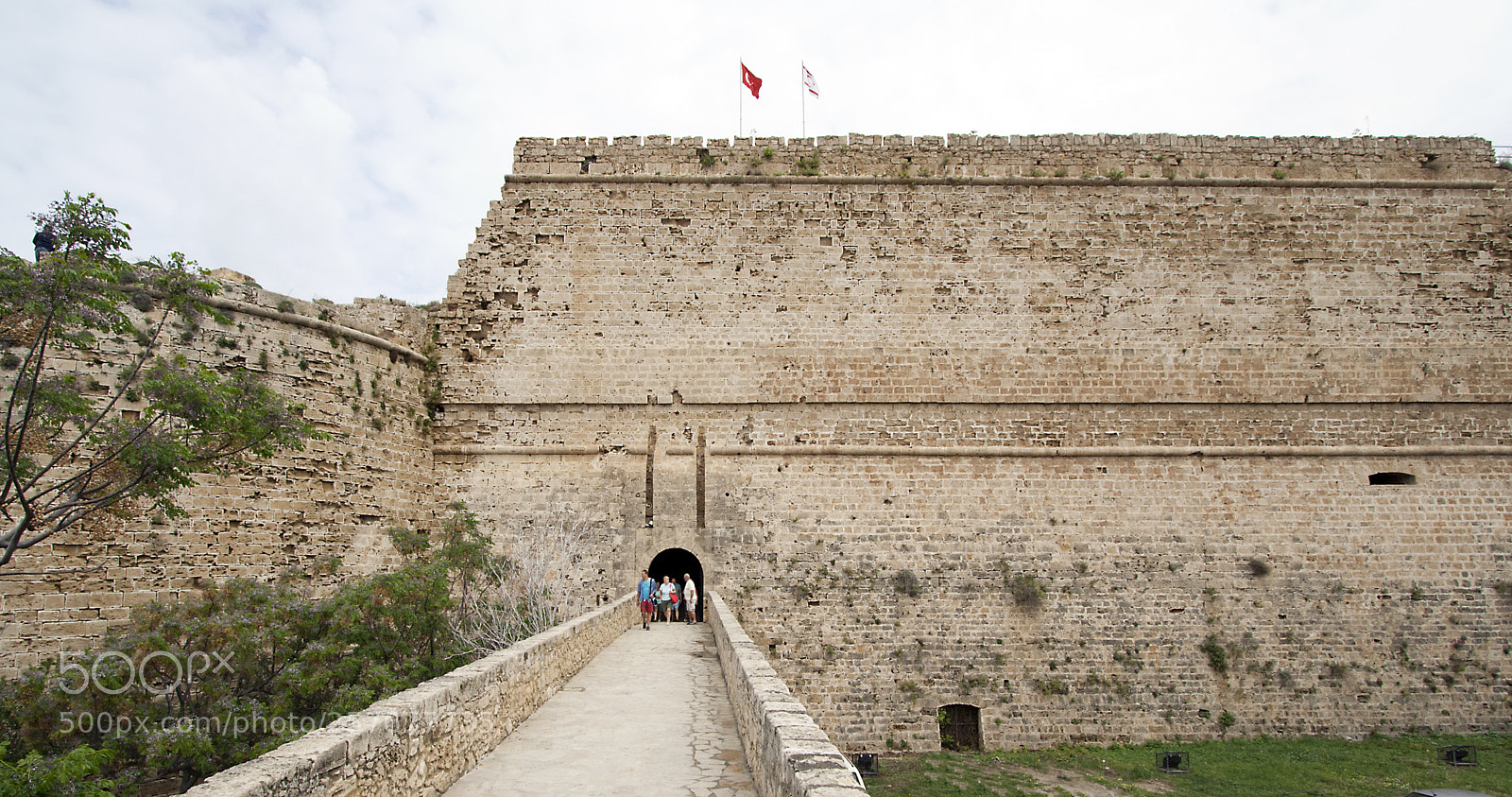 Canon EOS 350D (EOS Digital Rebel XT / EOS Kiss Digital N) sample photo. Kyrenia castle o photography