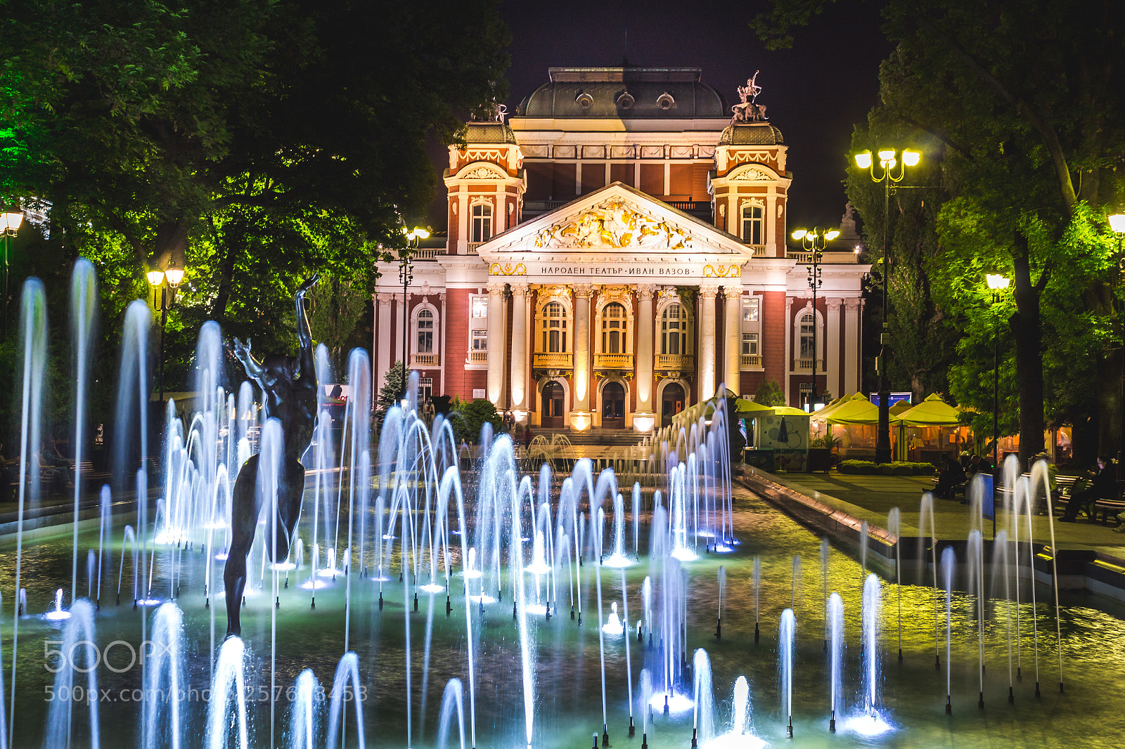 Canon EOS 1300D (EOS Rebel T6 / EOS Kiss X80) sample photo. National theater ivan vazov photography