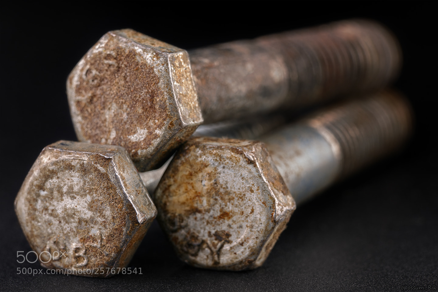 Panasonic Lumix DMC-FZ1000 sample photo. Rusty bolts photography