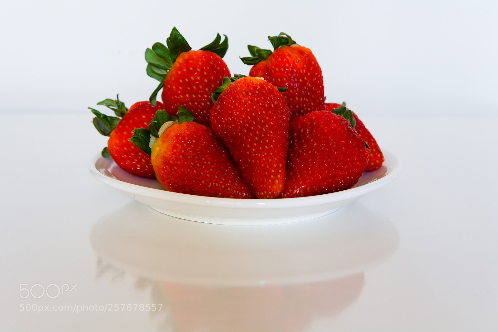 Canon EOS 5D sample photo. A large red strawberry photography