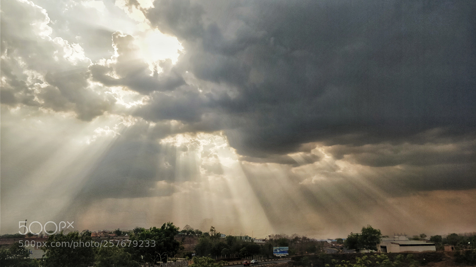 OnePlus 5 sample photo. Clouds and rain photography