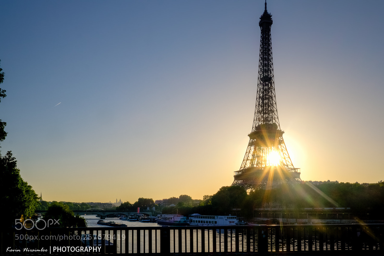 Fujifilm X-E2 sample photo. Paris s' veille photography
