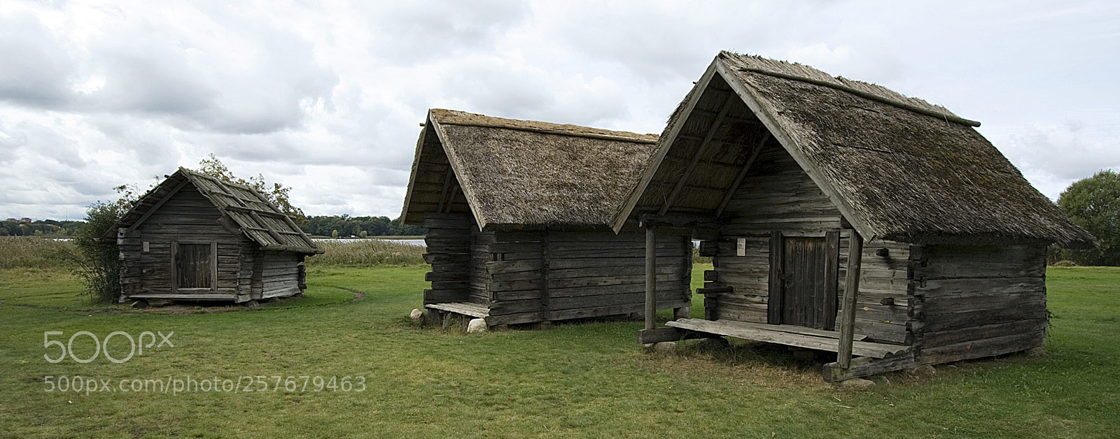 Canon EOS 350D (EOS Digital Rebel XT / EOS Kiss Digital N) sample photo. Latvian huts o photography