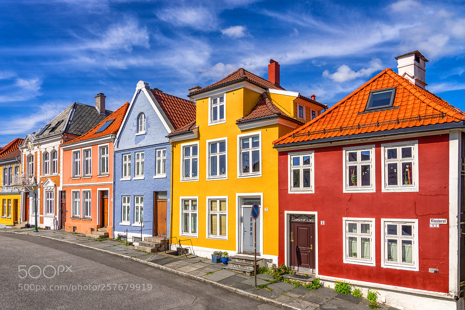Sony a7 II sample photo. Colorful houses in bergen photography