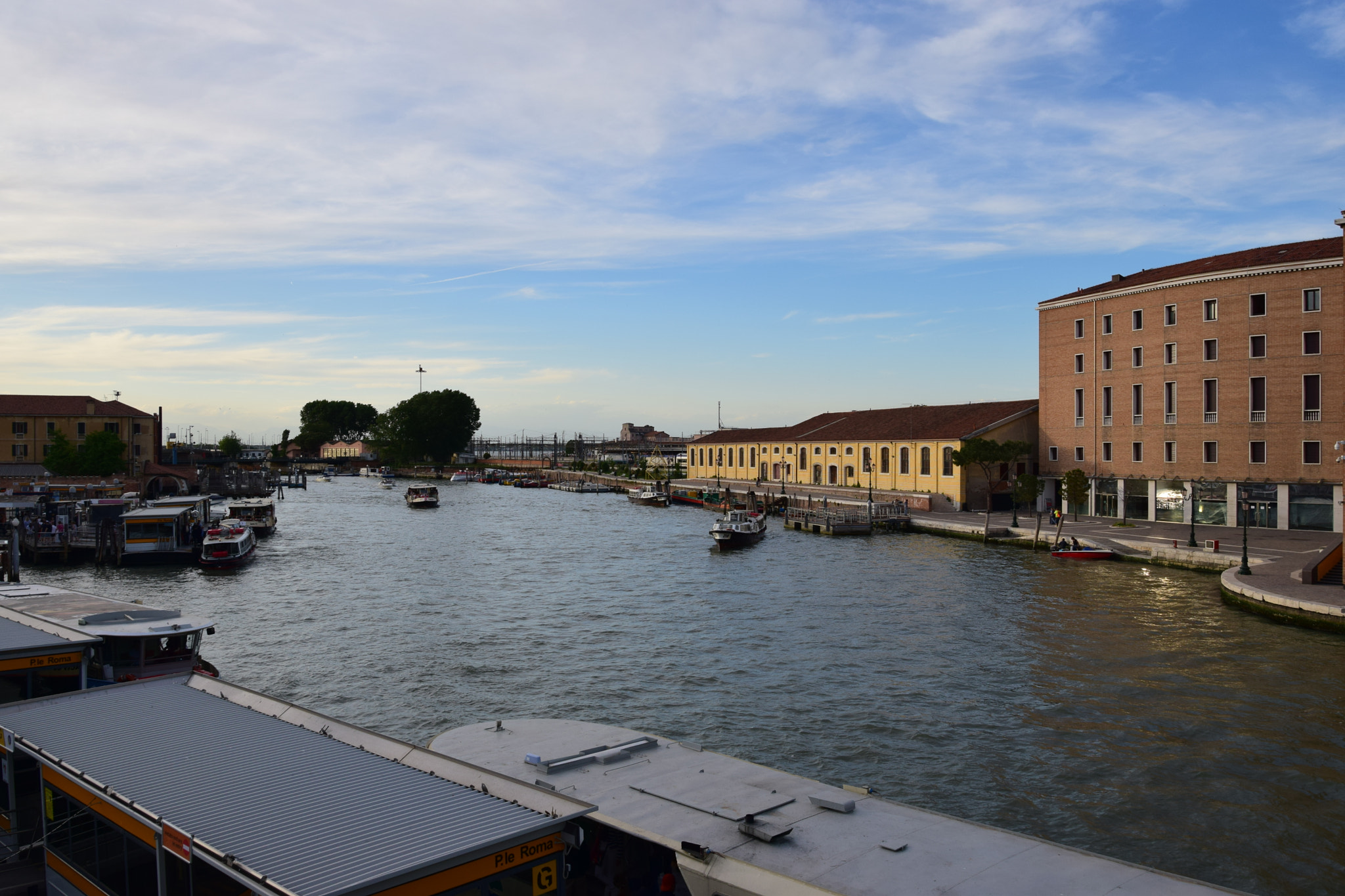 Nikon AF-S Nikkor 20mm F1.8G ED sample photo. Venice photography