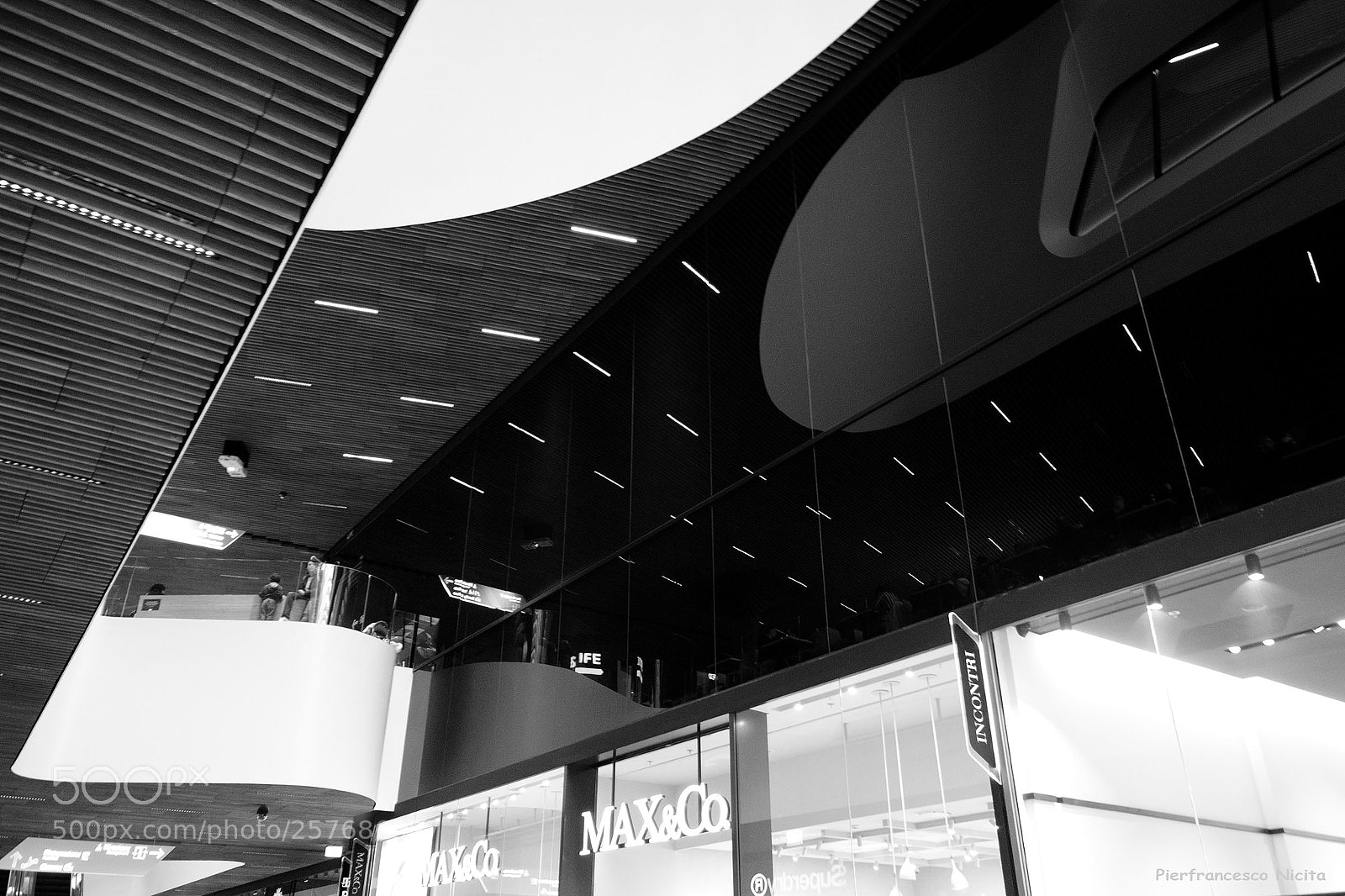 Nikon 1 J5 sample photo. Citylife 11 photography