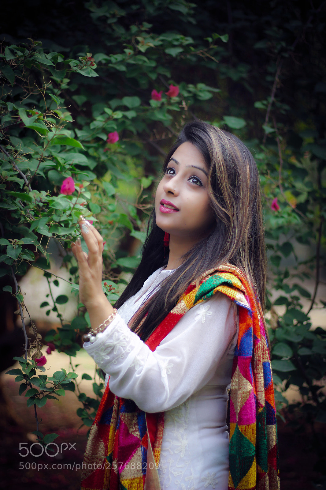 Canon EOS 1200D (EOS Rebel T5 / EOS Kiss X70 / EOS Hi) sample photo. Indian beauty photography