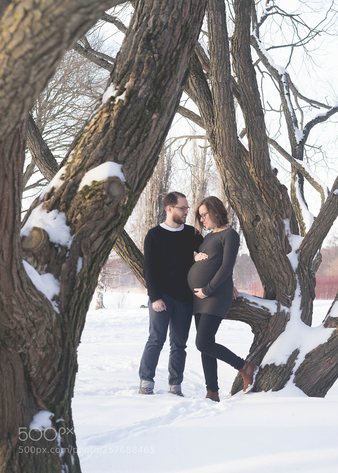 Sony a7 sample photo. Expecting parents photography