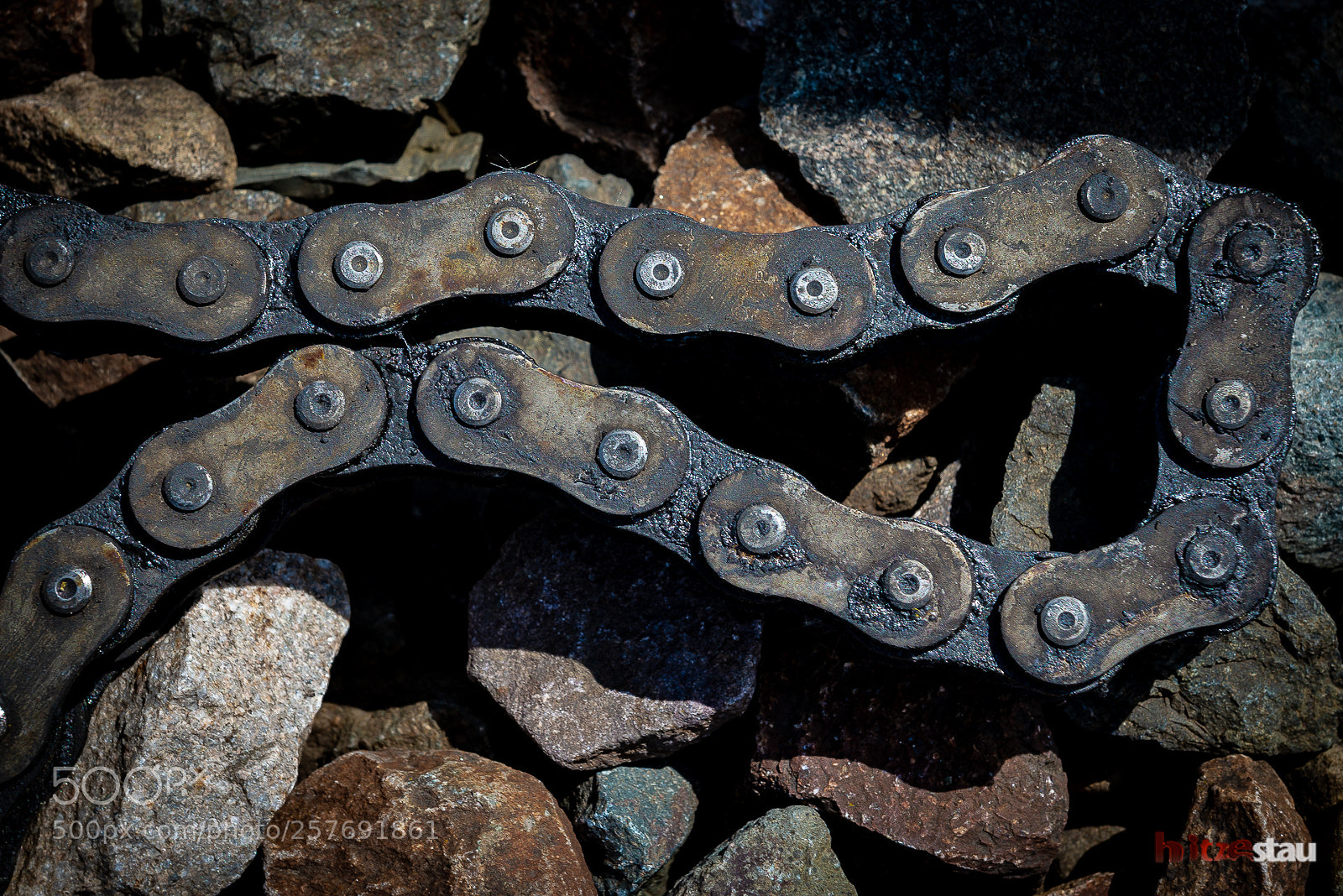 Nikon D610 sample photo. Old chain photography