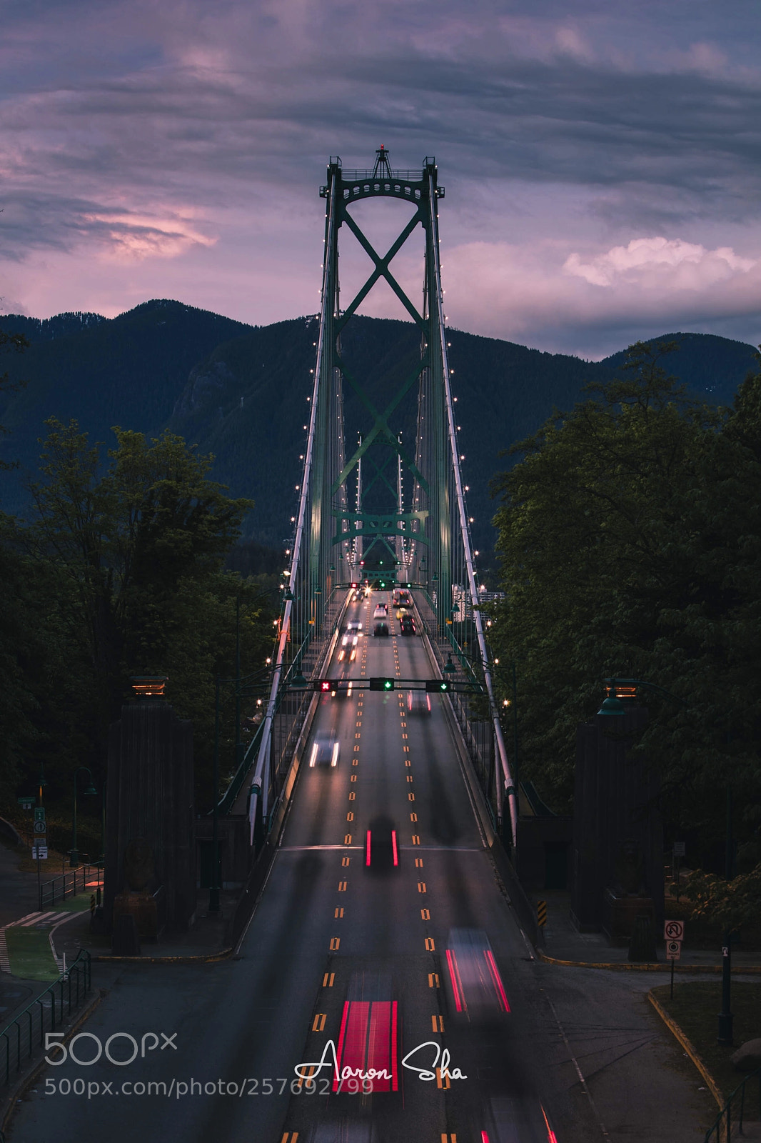 Canon EOS 5DS R sample photo. Lions gate bridge sunset photography
