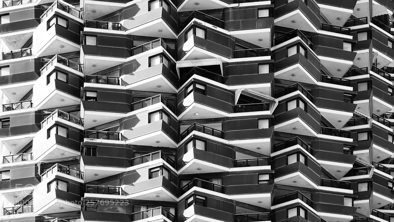 Sony a7R II sample photo. Tel aviv architecture photography