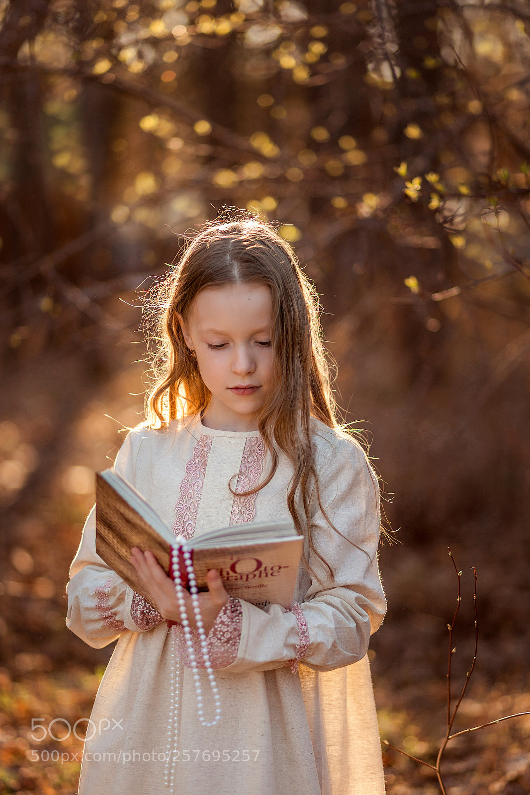 Canon EOS 6D sample photo. Spring reading photography