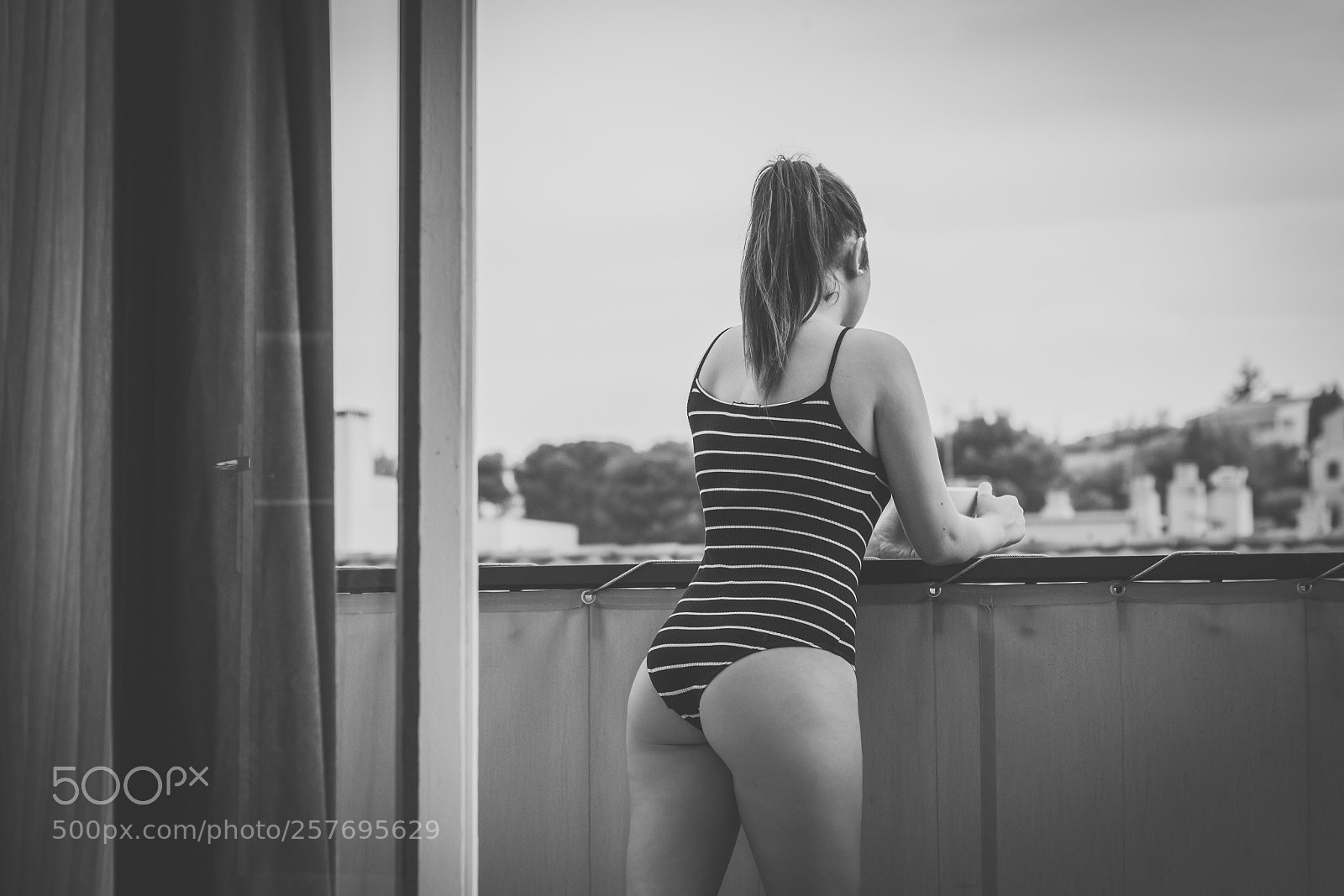 Canon EOS 70D sample photo. Du monde au balcon photography
