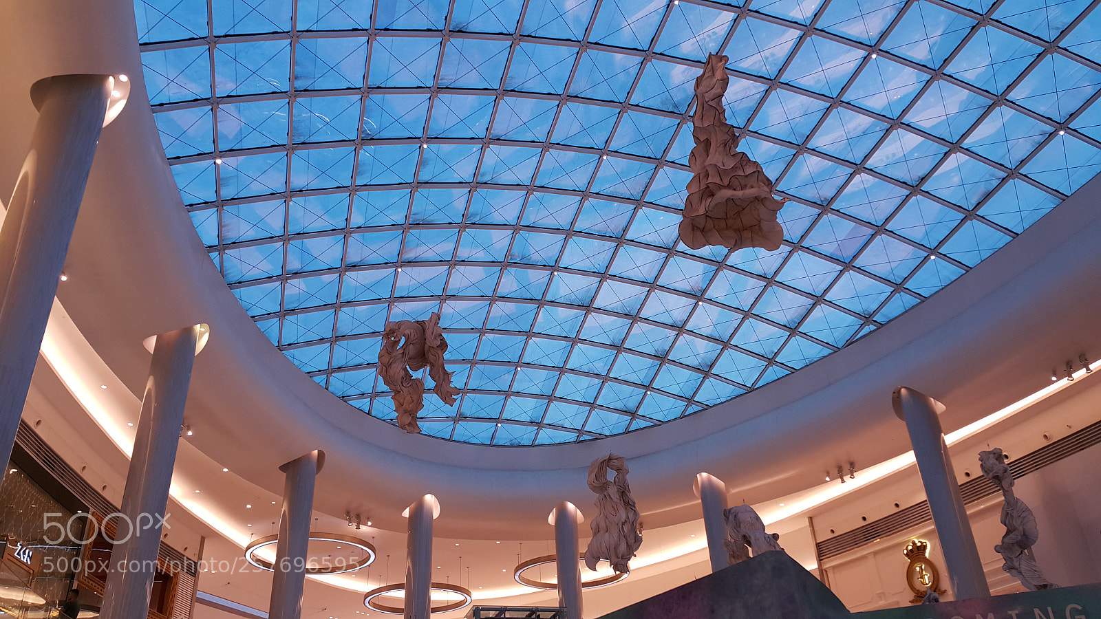 Samsung Galaxy Note4 sample photo. Yas mall photography