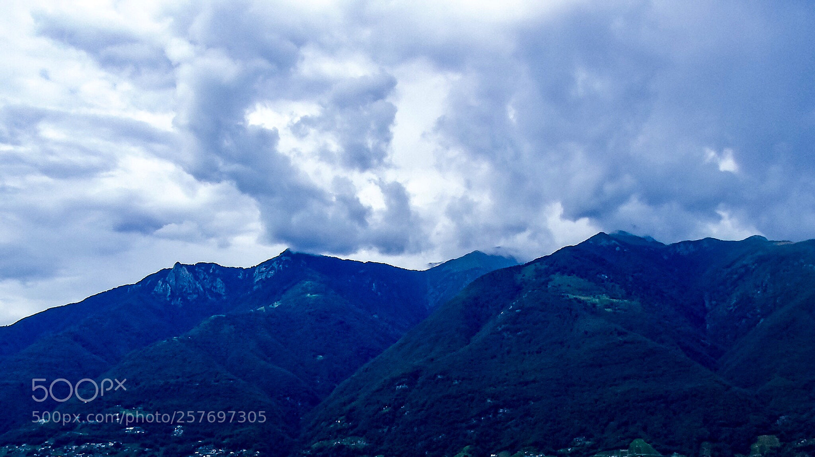 Sony Cyber-shot DSC-H400 sample photo. When mountain meets clouds  photography