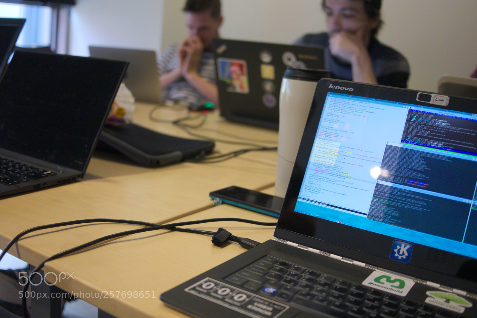 Panasonic Lumix DMC-G6 sample photo. Computer with people at photography