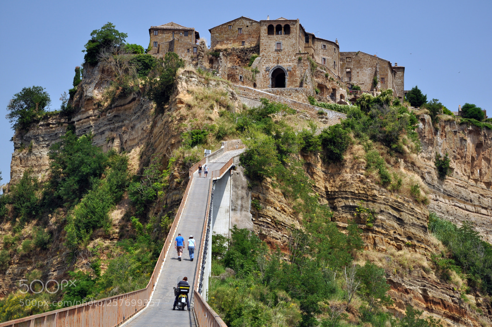 Nikon D5000 sample photo. Civita di bagnoregio photography