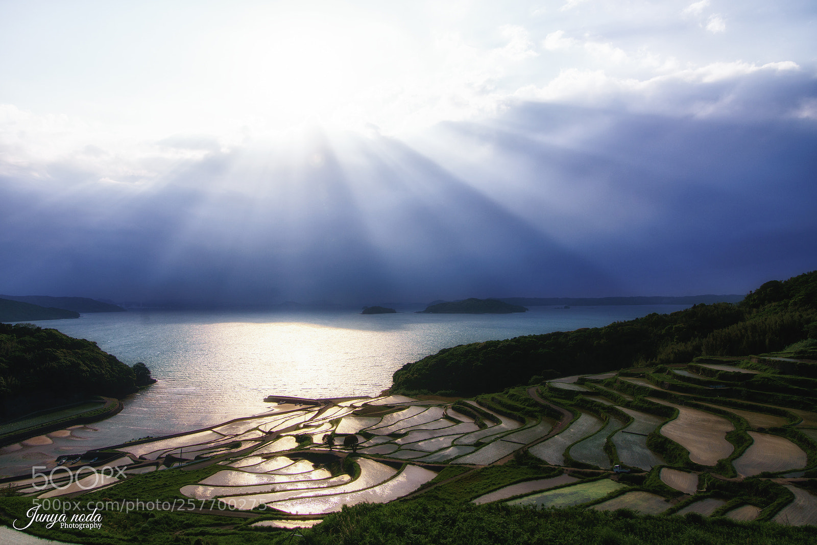 Sony a7R II sample photo. Ray of light photography
