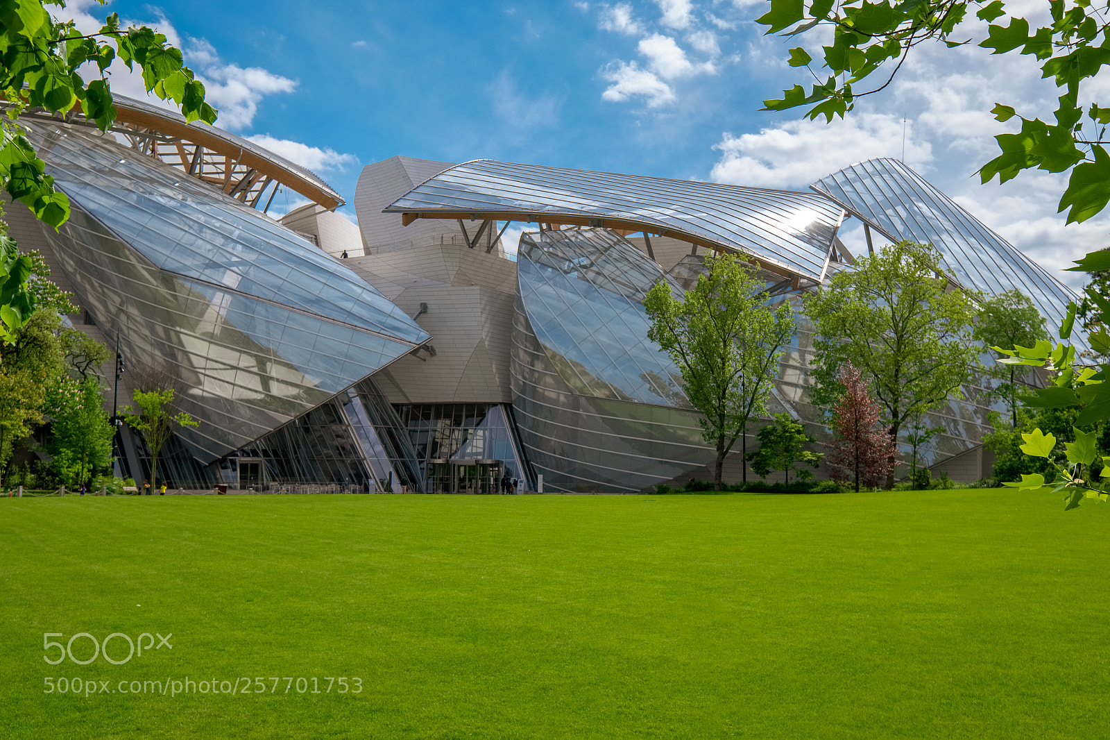Fujifilm X-T2 sample photo. Fondation louis vuitton, paris photography