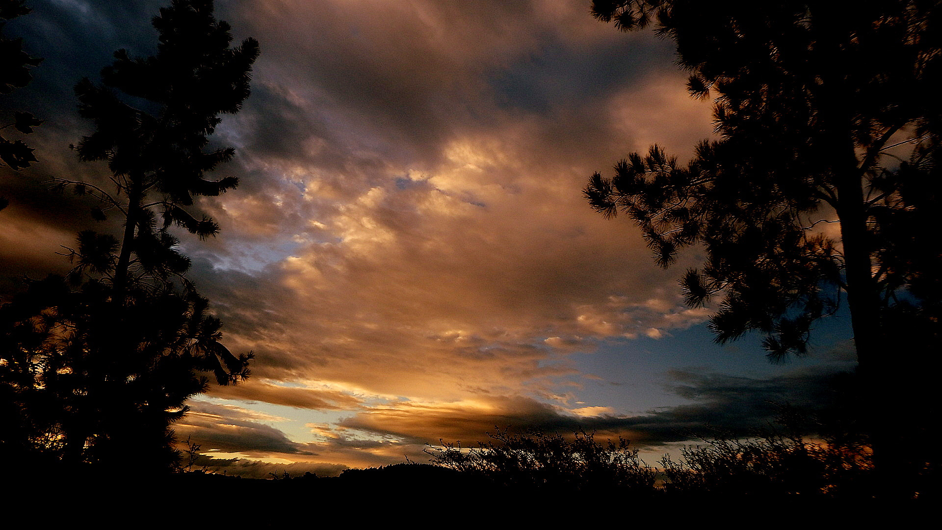 Fujifilm FinePix SL1000 sample photo. Magic sky .... photography