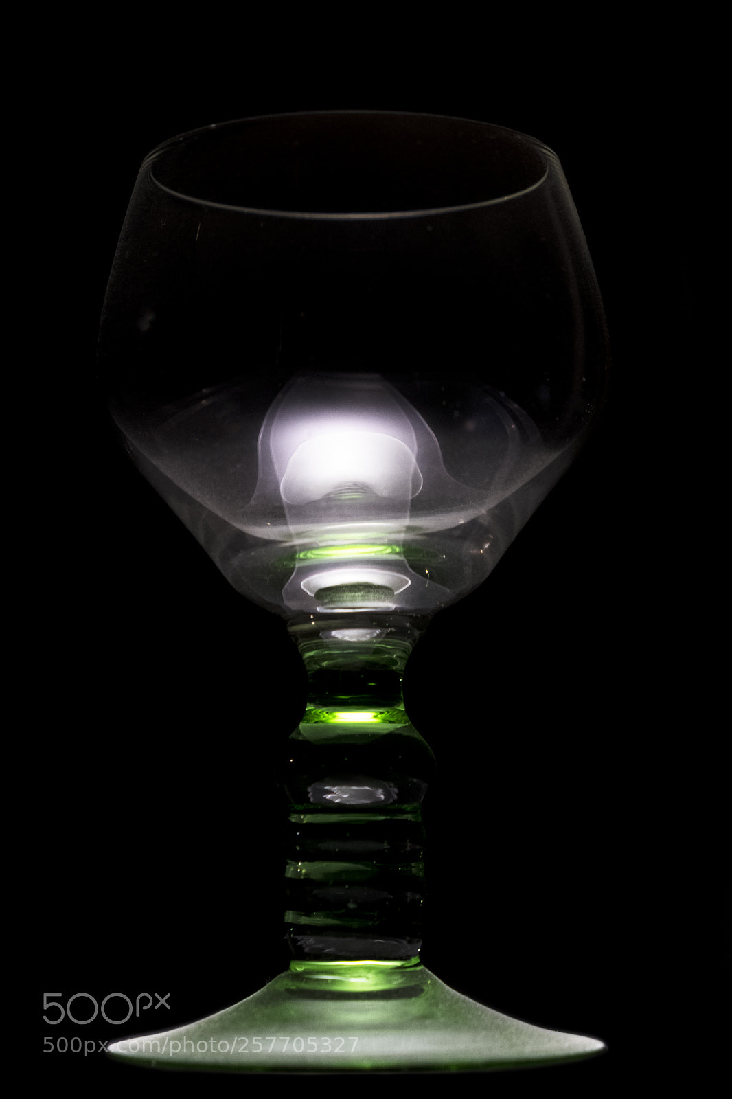 Fujifilm X-T2 sample photo. Wineglass photography